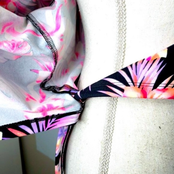 Victoria Secret top NWOT - Picture 4 of 6